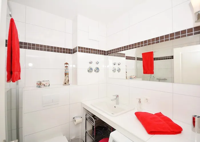 Komfort-ferienwohnung Rosa Nr. 12 By Meer-ferienwohnungen * Sellin (Rugen)